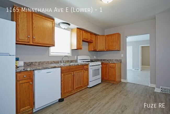 Foto del edificio - 1165 Minnehaha Ave E