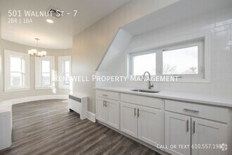 Building Photo - 501 Walnut St
