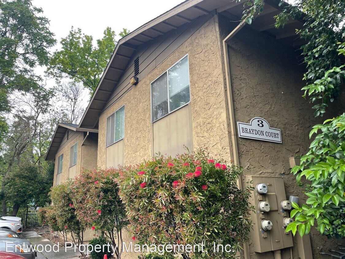 Primary Photo - 4 br, 2 bath Room For Rent - 3 Braydon Ct ...