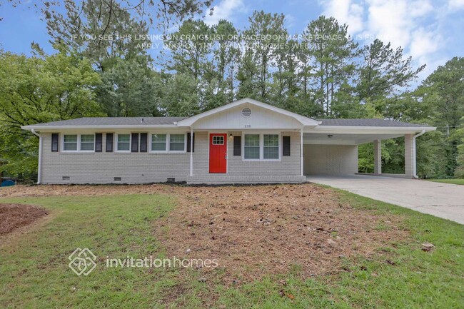 Foto del edificio - 133 Rosewood Dr