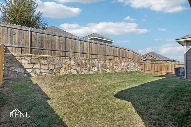 Foto del edificio - 313 Ridgeland Oak Dr