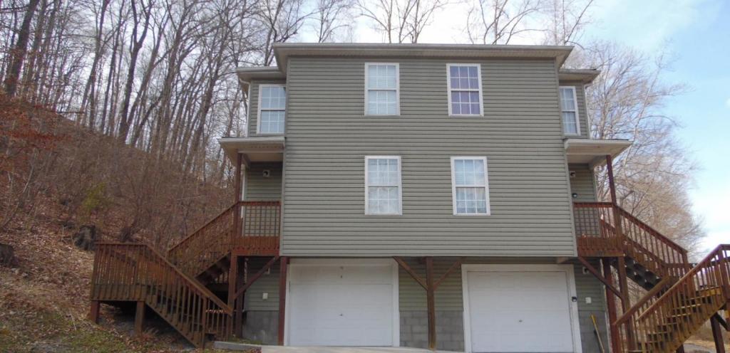 Primary Photo - 1777 Blue Ridge Road Unit A