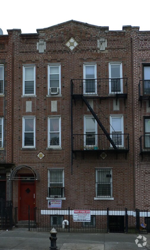 529 McDonald Ave, Brooklyn, NY 11218 Apartments in Brooklyn, NY