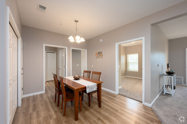 Dining Area - Ivy Terrace