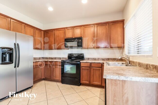 Building Photo - 14524 W Evans Dr