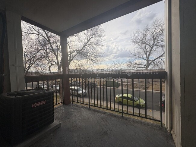 Foto del edificio - 2740 W 86th Ave