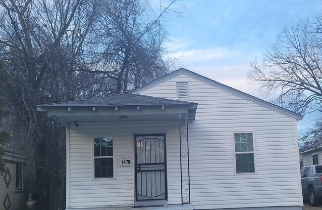 Building Photo - 1478 Wabash Ave