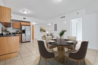 Building Photo - 350 S Miami Ave