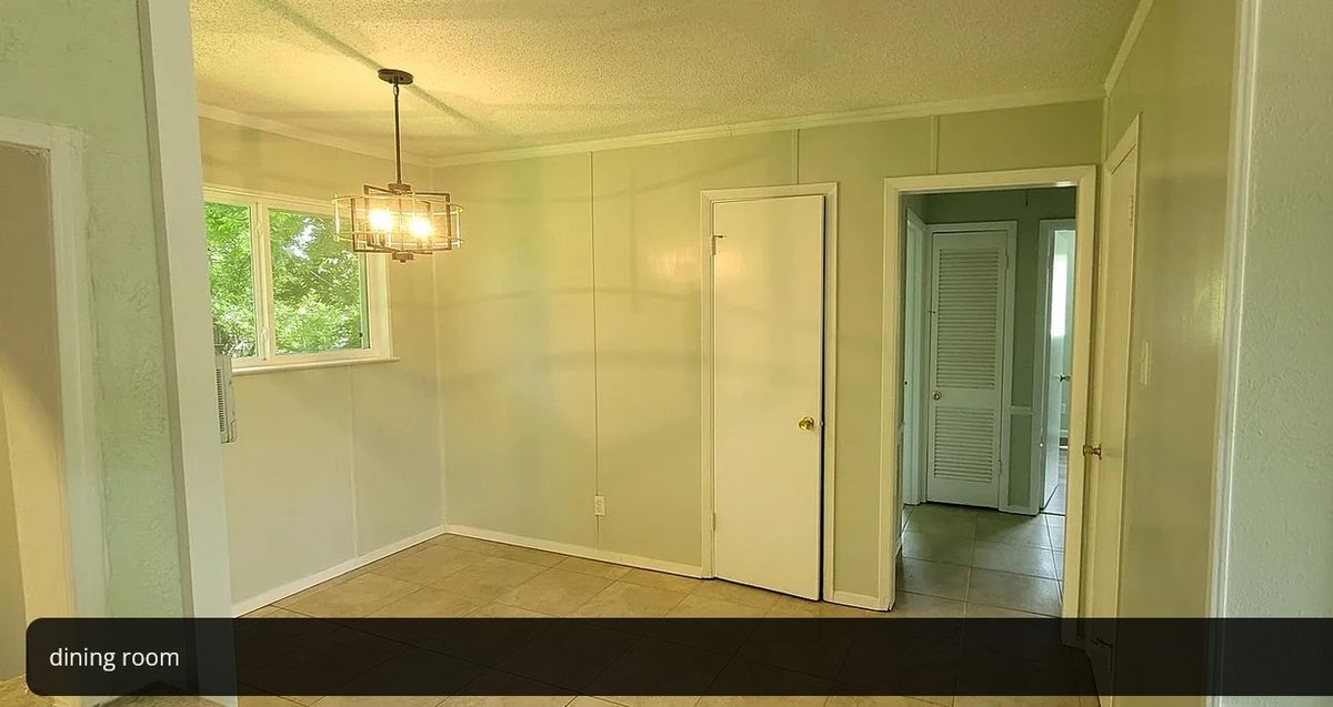 Foto del edificio - 5904 Lalagray Ln