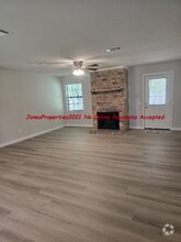 Building Photo - 1318 Crooked Creek Dr