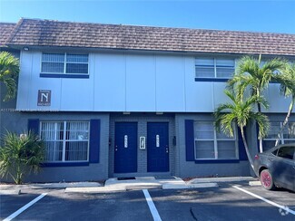 Building Photo - 4651 NW 9th Dr