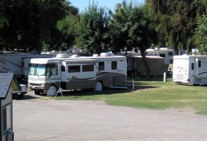 Turtle Beach RV Resort - Apartments in Manteca, CA | Apartments.com