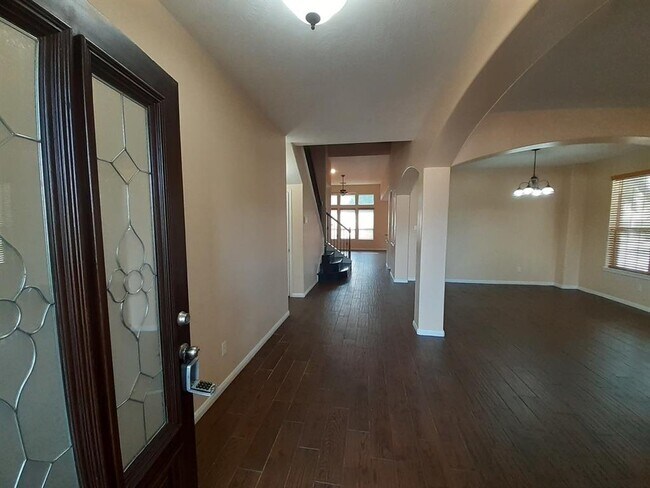 Foto del edificio - 5835 Beeston Ln