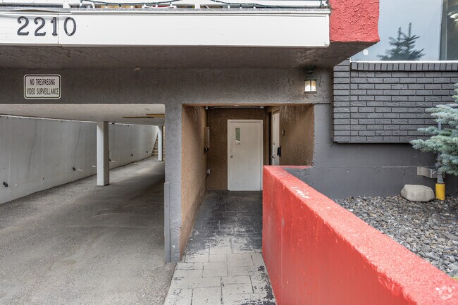 Photo du bâtiment - Bankview Hill Apartments