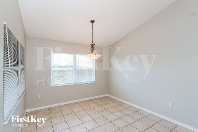 Foto del edificio - 2530 Pine Valley Dr