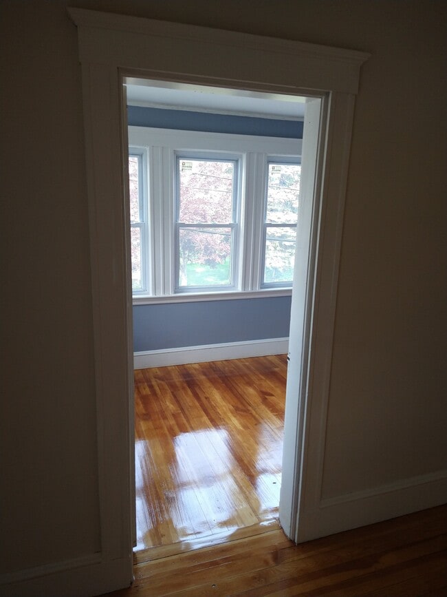 Building Photo - 25 Bayard St