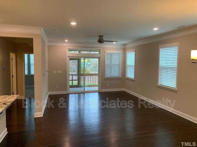 Building Photo - 1531 Glenwater Dr