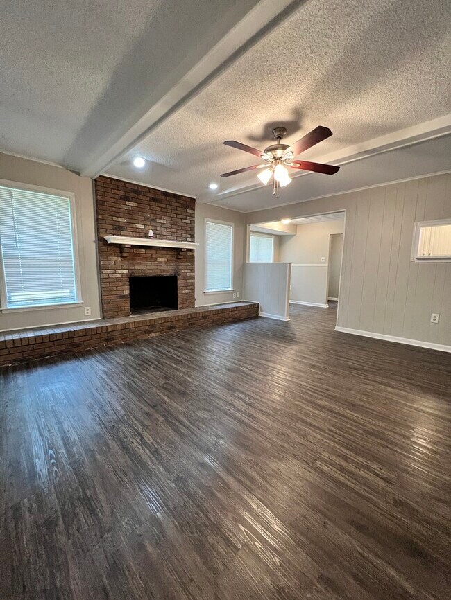 Foto del edificio - 5236 Bruton Ave - Available Now!