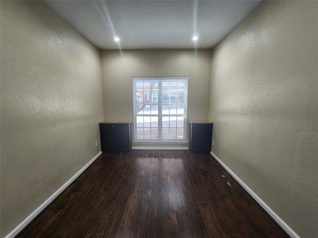 Building Photo - 8601 Park Ln