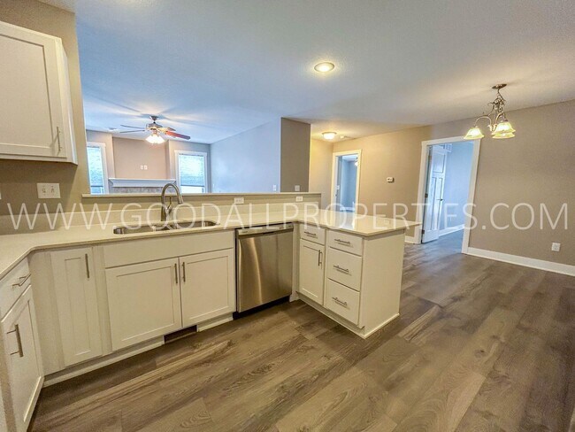 Building Photo - Move in today and pay no rent until Januar...