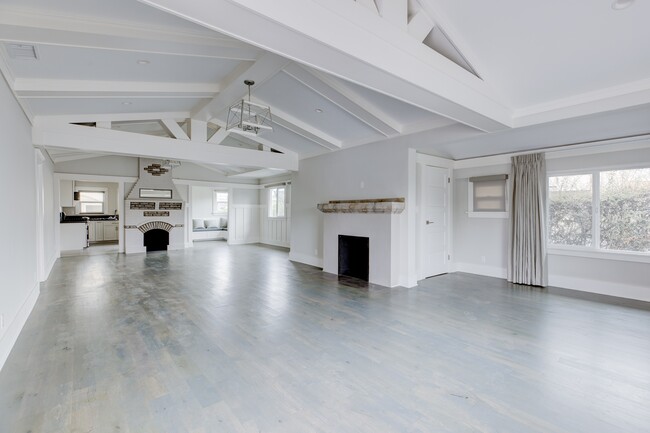 Dining Room - 1503 3rd Ave