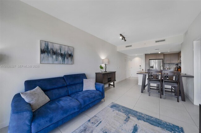 Foto del edificio - 5350 NW 84th Ave