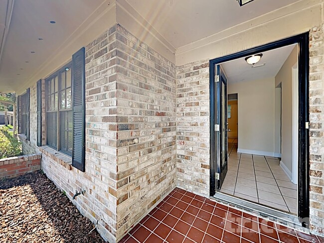 Foto del edificio - 1734 Alder Dr