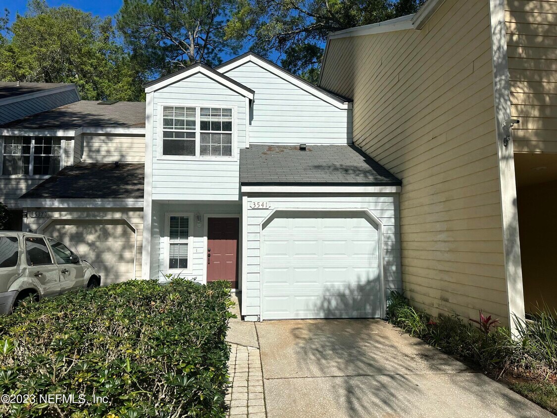 3541 Chestnut Hill Ct, Jacksonville, FL 32223 House Rental in