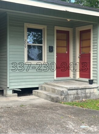 Building Photo - 209 Armand St
