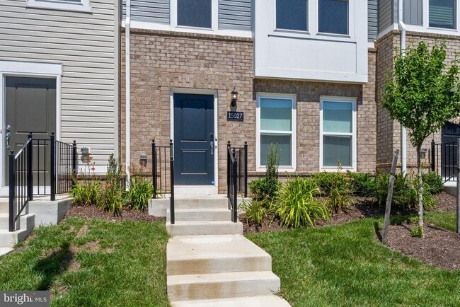 Building Photo - 15027 Jaxton Sq Ln
