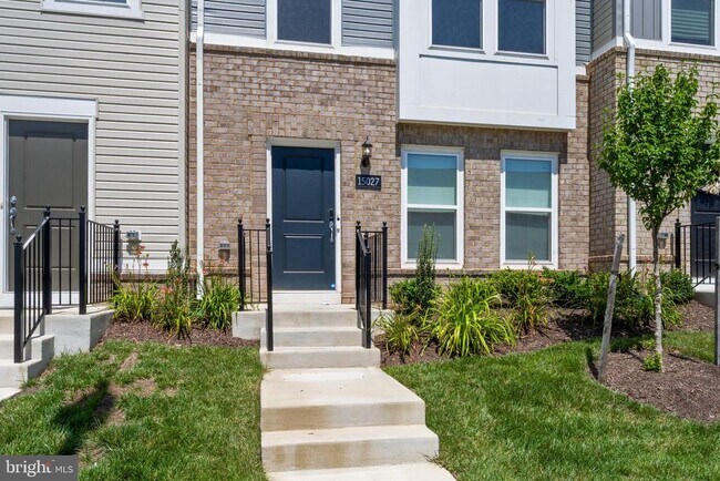 Foto del edificio - 15027 Jaxton Sq Ln