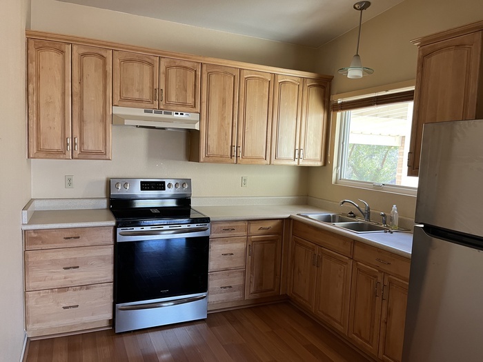Primary Photo - 2 bed 1 bath washer/dryer