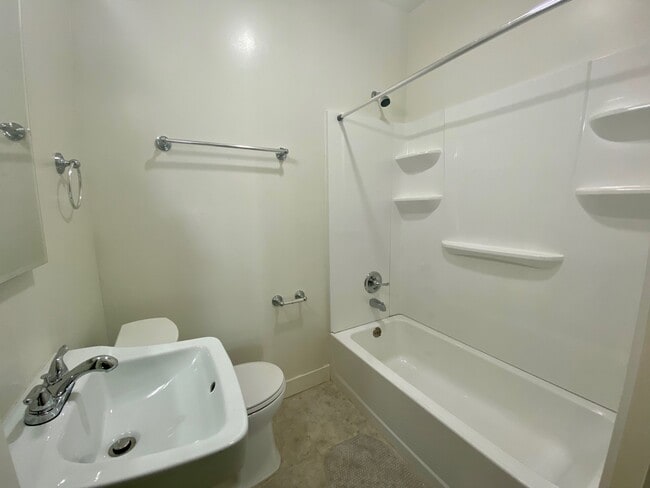 Foto del edificio - 4967 W Adams Blvd