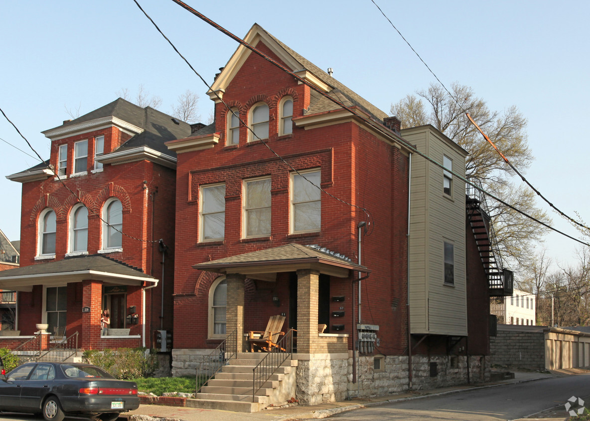 Primary Photo - 317 W Hill St