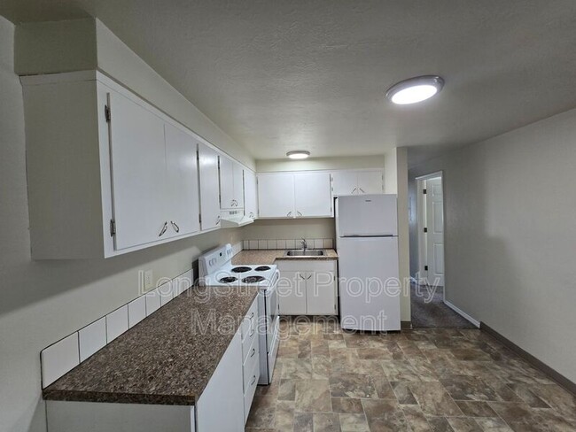 Foto del edificio - 915 SW Adams Ave