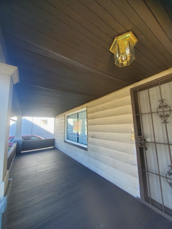 Photo - 11806 Farringdon Ave House