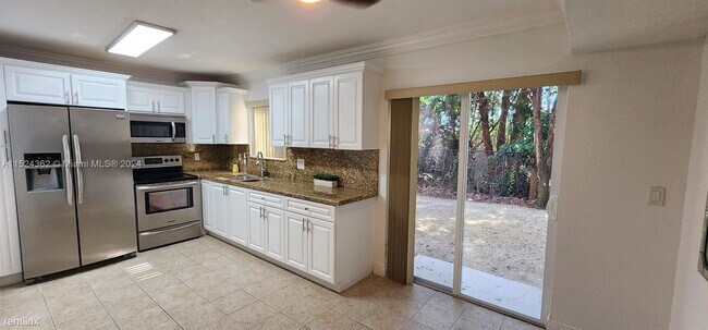 Building Photo - 3 br, 2 bath House - 1250 SE 31st Ct