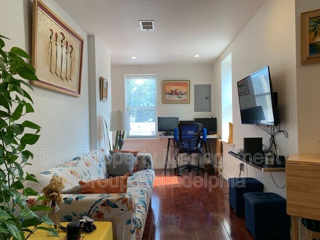 Foto del edificio - 5137 Hazel Ave