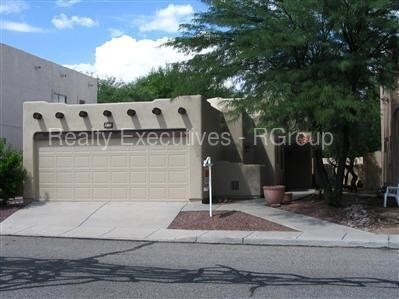 Primary Photo - 1268 W Silverleaf Dr