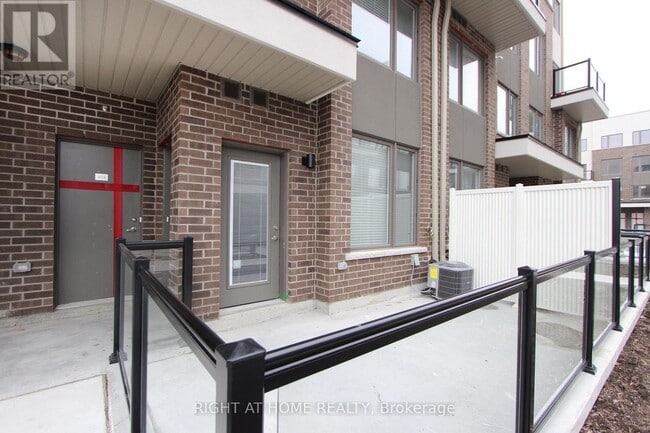 Building Photo - 1460 Whites Rd N