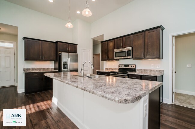 Foto del edificio - 77 Highland Forest Cir