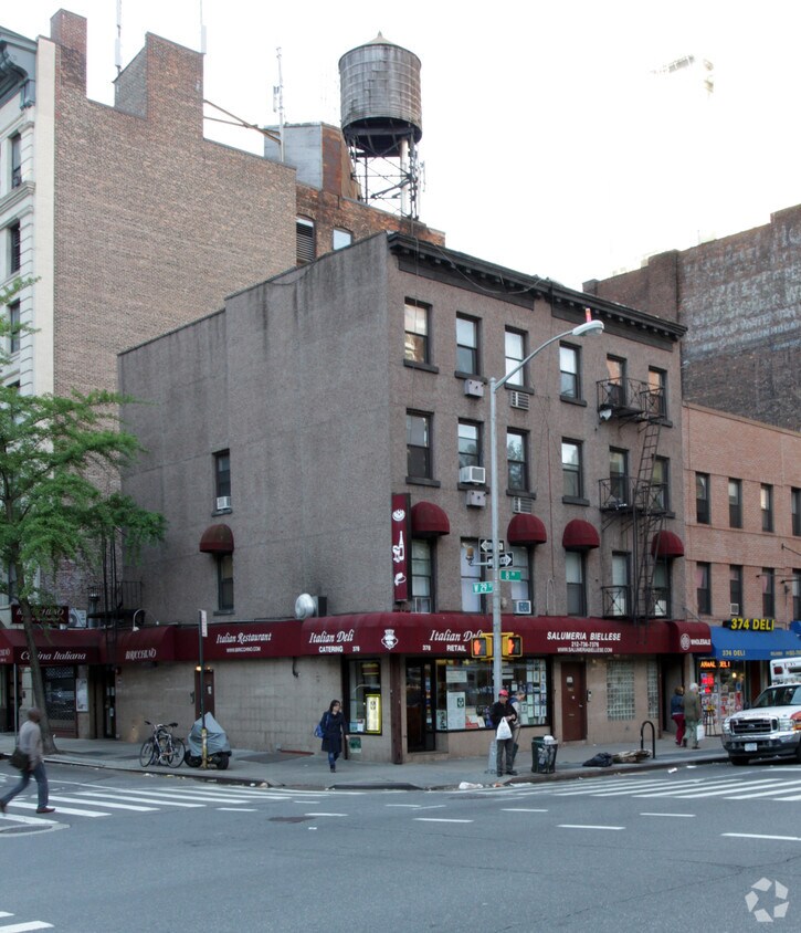 Foto principal - 260 W 29th St