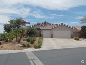 Building Photo - 8317 W Jeremiahs Lodge Ave