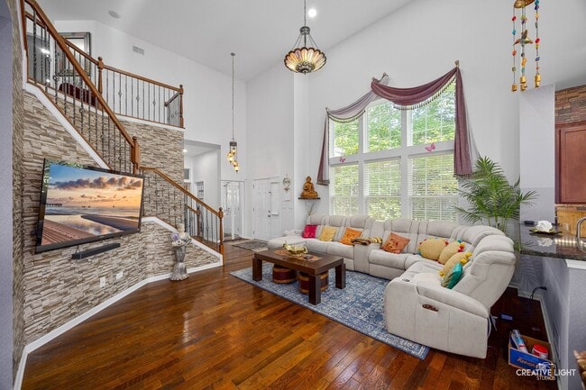 Foto del edificio - 2704 Blakely Ln