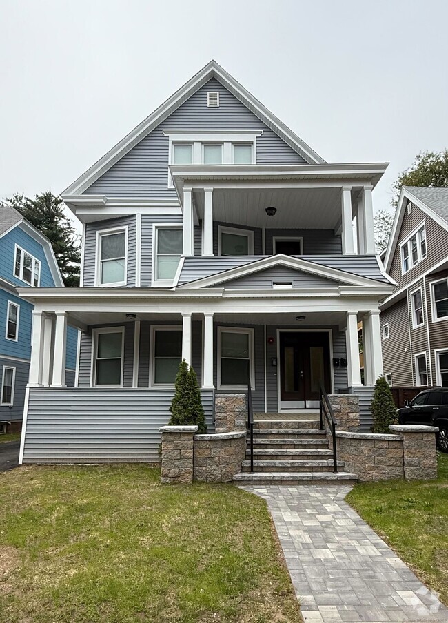 Building Photo - 130 Hubinger St