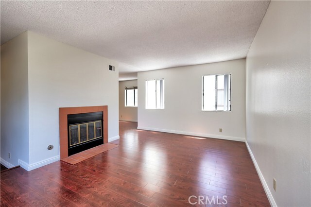 Foto del edificio - 1290 Elm Ave