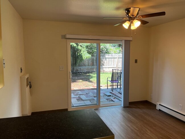 Building Photo - Cozy Fort Collins Condo for Rent