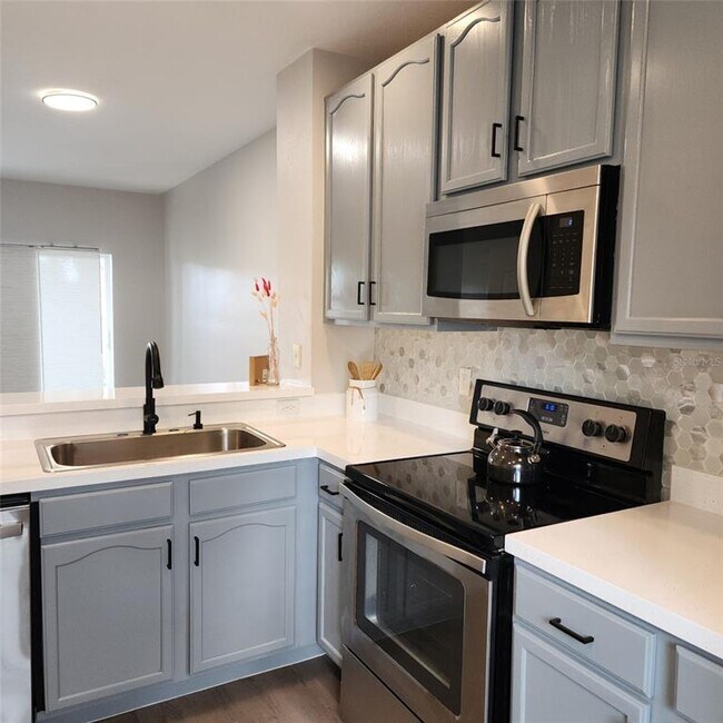 Foto del edificio - 10672 Savannah Wood Ct