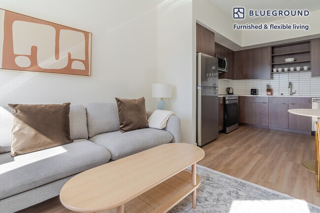 Foto del edificio - 100 Callan Ave