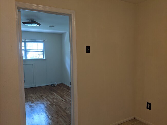 2do dormitorio - 336 College Dr